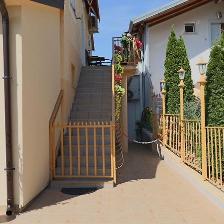 Amore House With Apartment Umag Luaran gambar