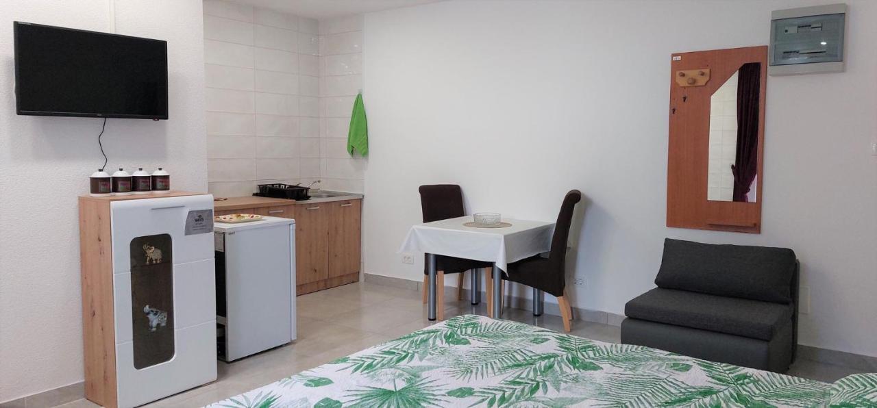 Amore House With Apartment Umag Luaran gambar