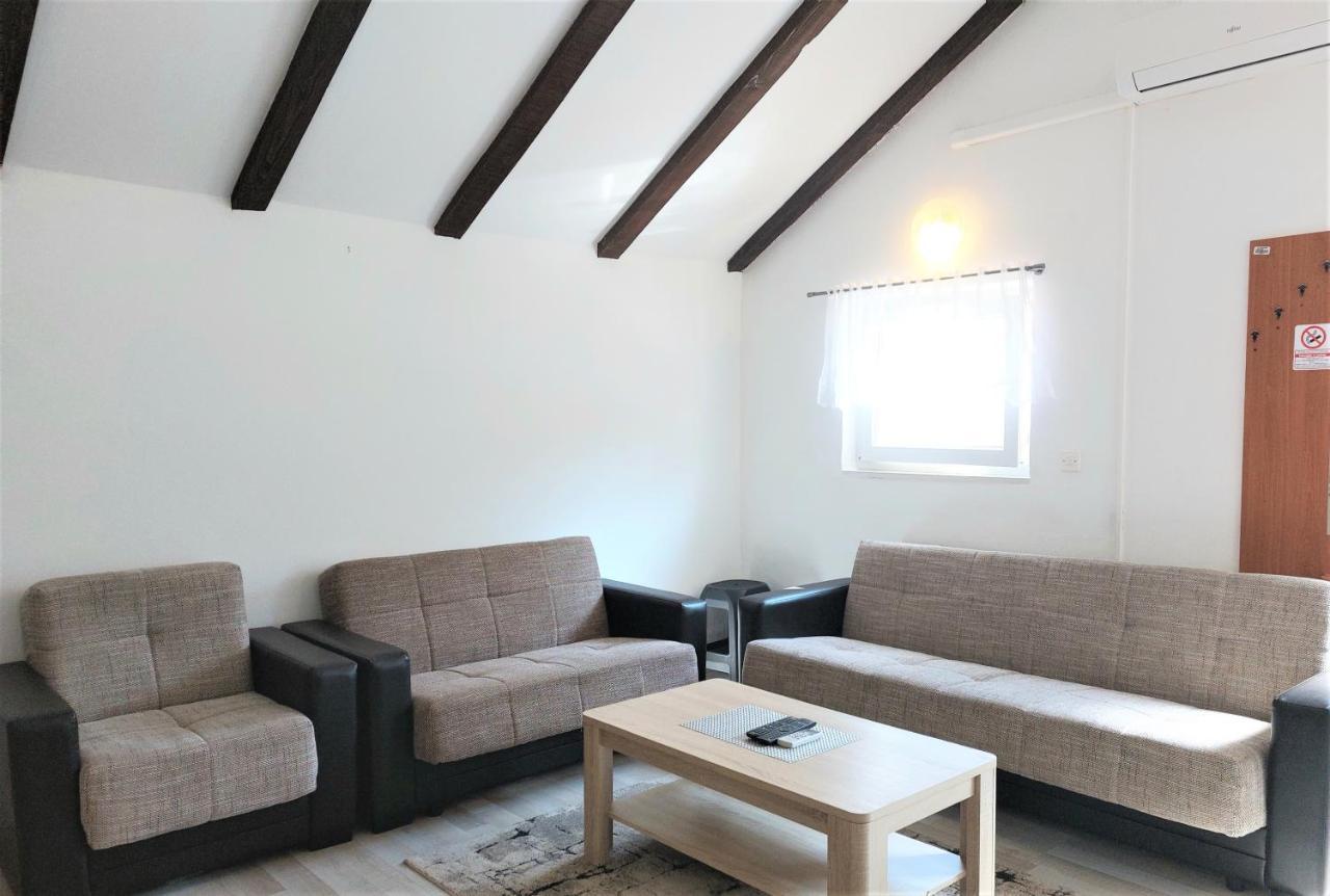 Amore House With Apartment Umag Luaran gambar