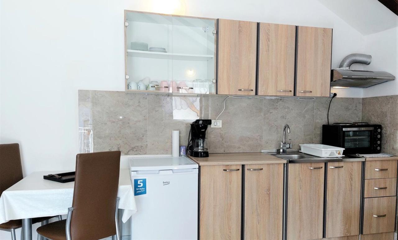 Amore House With Apartment Umag Luaran gambar